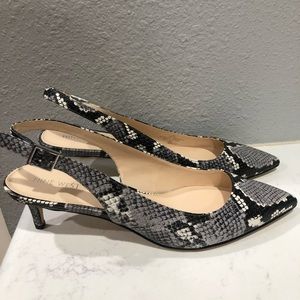 Snake print Nine West heels size 10